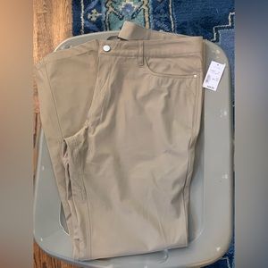 Jos A Bank mens 36x32 chinos